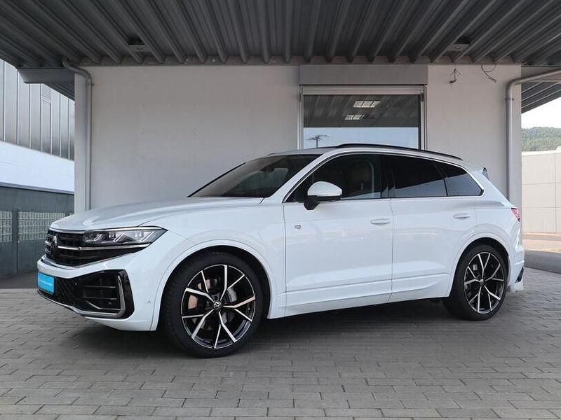 Gebraucht VW Touareg R-line 340 PS (250 kW) 2024 Pure white SUV