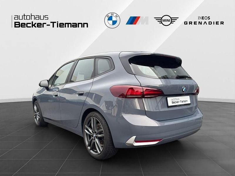 Gebraucht BMW 218 Active Tourer Performance 136 PS (100 kW) 2022 Grau Van / Kleinbus