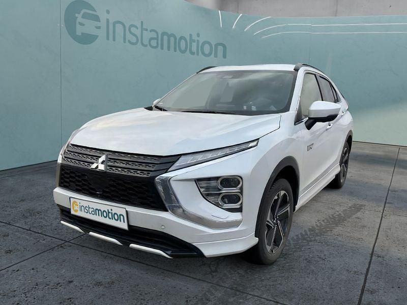 Weiß Gebraucht 2022 Mitsubishi Eclipse Cross SUV | 30.649 € (Teuer) - Bild 1/4