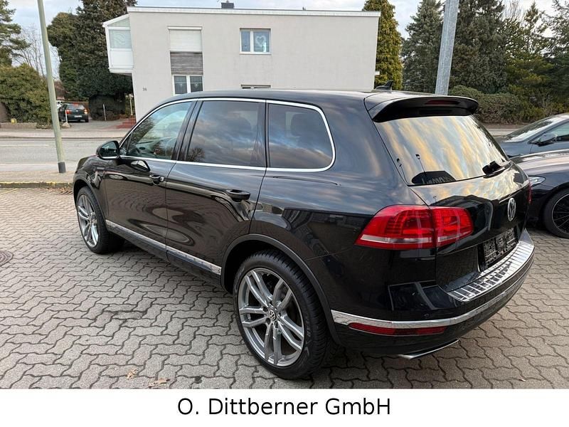 Gebraucht VW Touareg Terrain Tech 262 PS (192 kW) 2015 Schwarz SUV