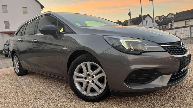 Grau Gebraucht 2022 Opel Astra Kombi | 11.500 € (Superpreis) - Bild 1/4