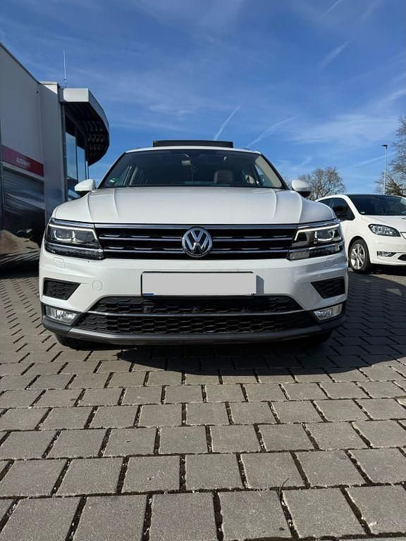 Gebraucht VW Tiguan 190 PS (139 kW) 2017 Weiß SUV