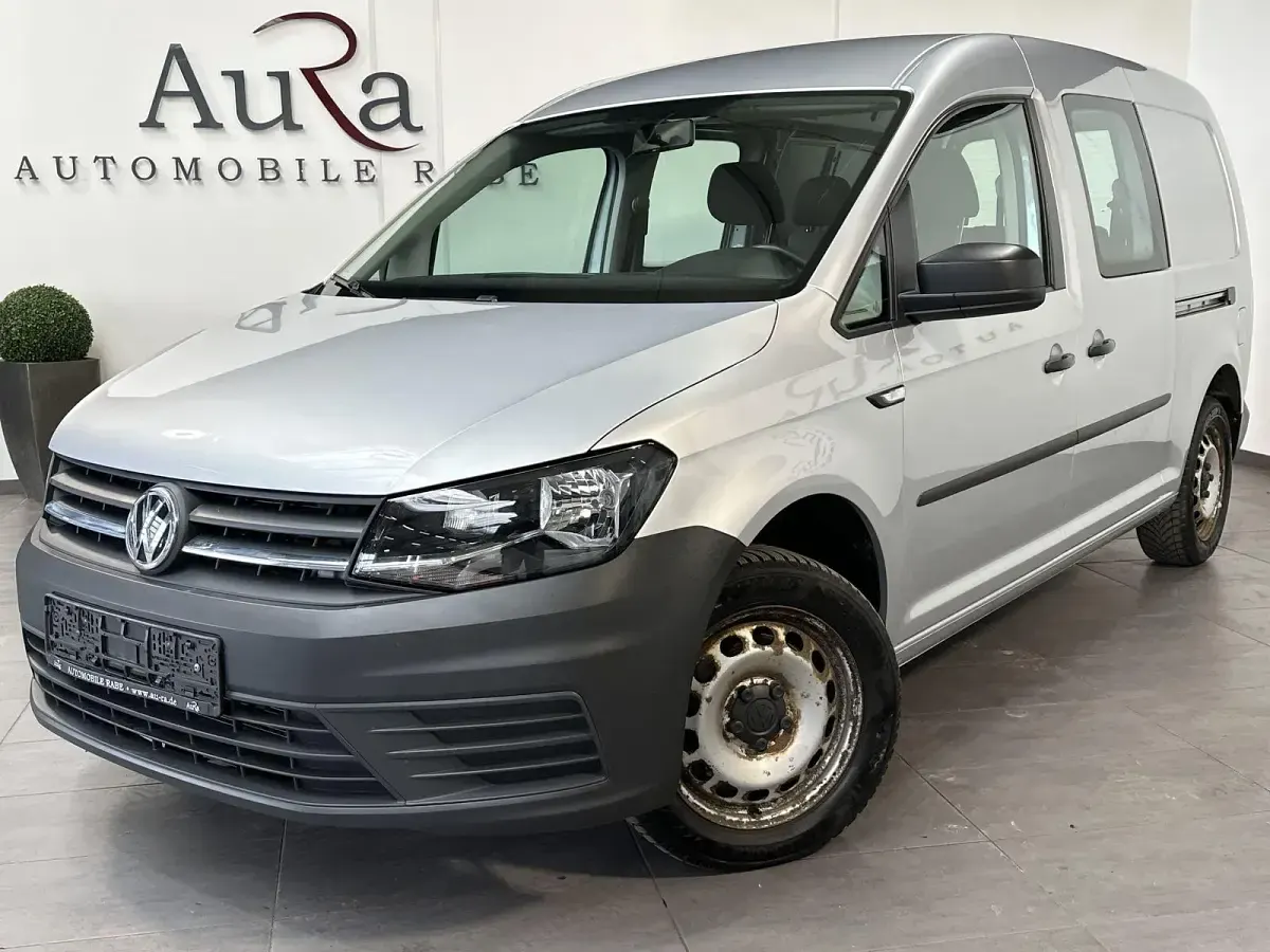 Second-hand VW Caddy Maxi 150 CP (110 kW) 2020 Argintiu Monovolum