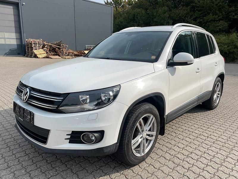 Weiß Gebraucht 2014 VW Tiguan SUV | 5.054 € (Superpreis) - Bild 1/4