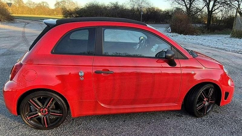 Rot Gebraucht 2019 Abarth 595C Competizione Cabrio | 15.450 € (Superpreis) - Bild 1/4