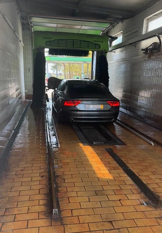 Second-hand Audi A7 204 CP (150 kW) 2011 Argintiu Hatchback