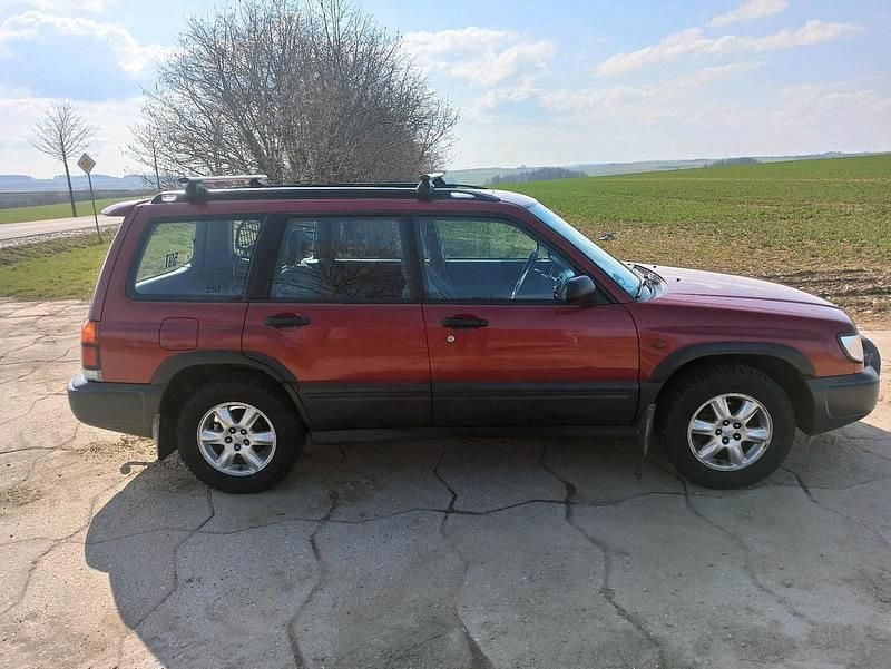 Gebraucht Subaru Forester 120 PS (88 kW) 1998 Rot SUV