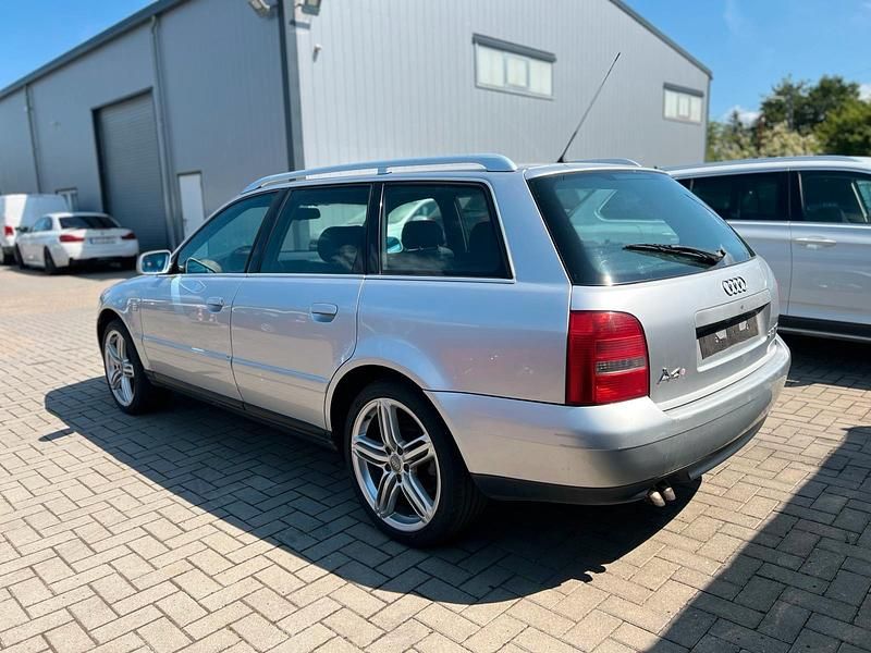 Gebraucht Audi A4 192 PS (141 kW) 2000 Silber Kombi