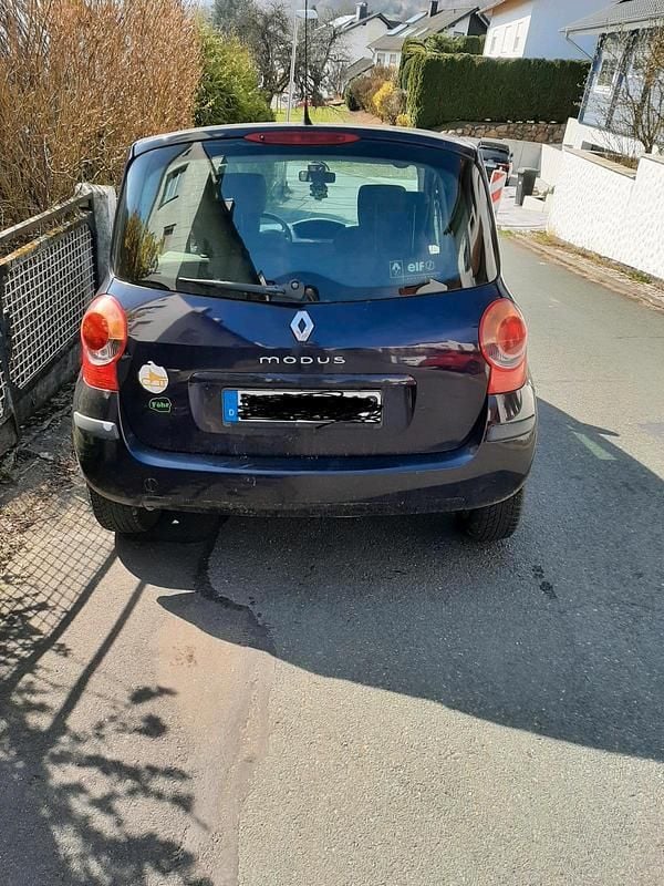 Gebraucht Renault Modus 88 PS (64 kW) 2006 Violet Van / Kleinbus