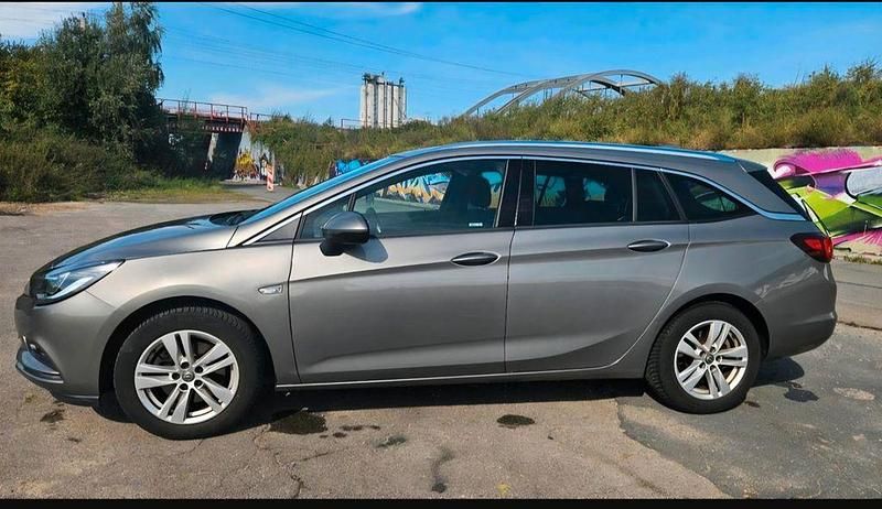 Usata Opel Astra Active 136 CV (100 kW) 2016 Beige Station wagon