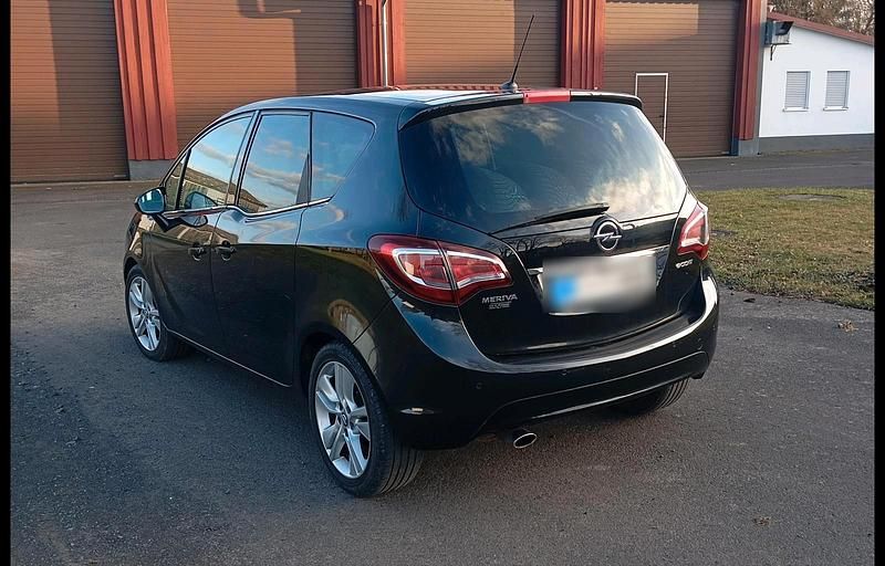 Gebraucht Opel Meriva 136 PS (100 kW) 2014 Schwarz Van / Kleinbus