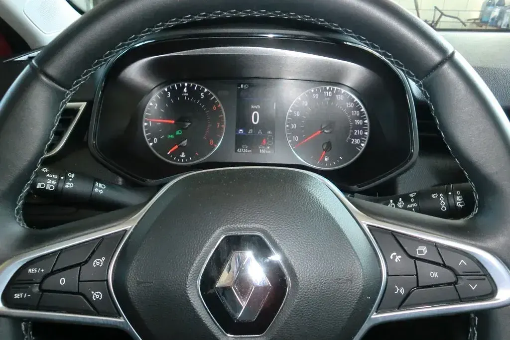 Gebraucht Renault Clio V Business 67 PS (49 kW) 2022 Other Limousine
