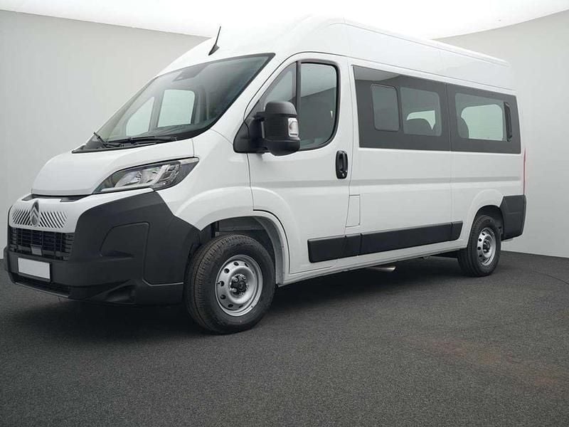 Weiss icy Neu 2025 Citroën Jumper Van / Kleinbus | 39.990 € - Bild 1/4