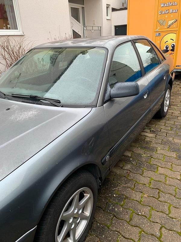 Gebraucht Audi 100 133 PS (97 kW) 1993 Grau Limousine