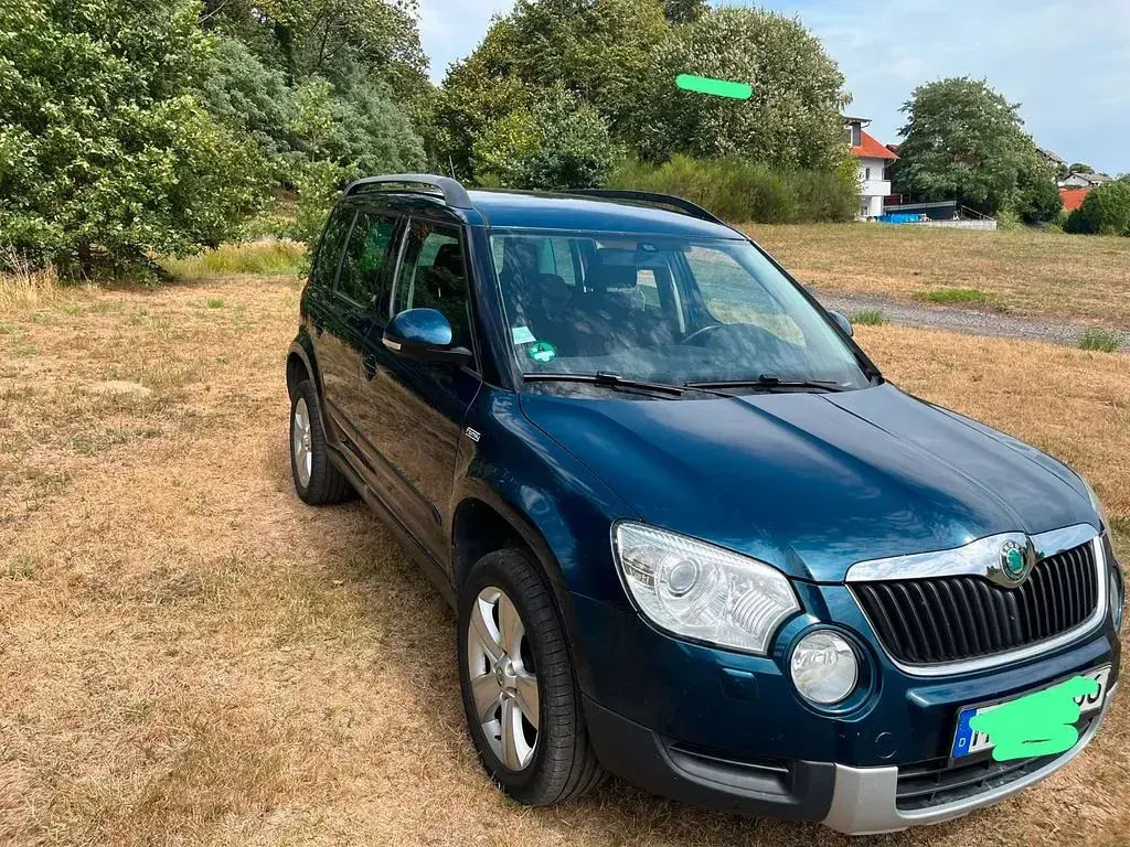 Gebraucht Skoda Yeti Family 110 PS (80 kW) 2012 Blau SUV