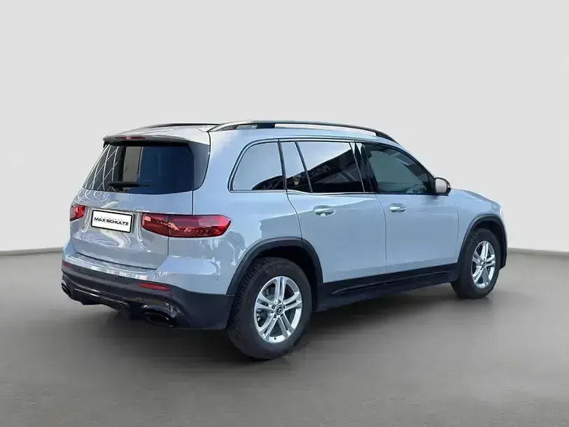 Gebraucht Mercedes GLB200 AMG 150 PS (110 kW) 2026 Grau SUV