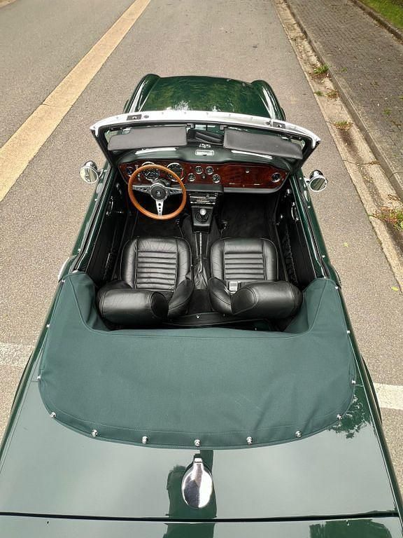 Gebraucht Triumph TR6 124 PS (91 kW) 1971 Grün Cabrio