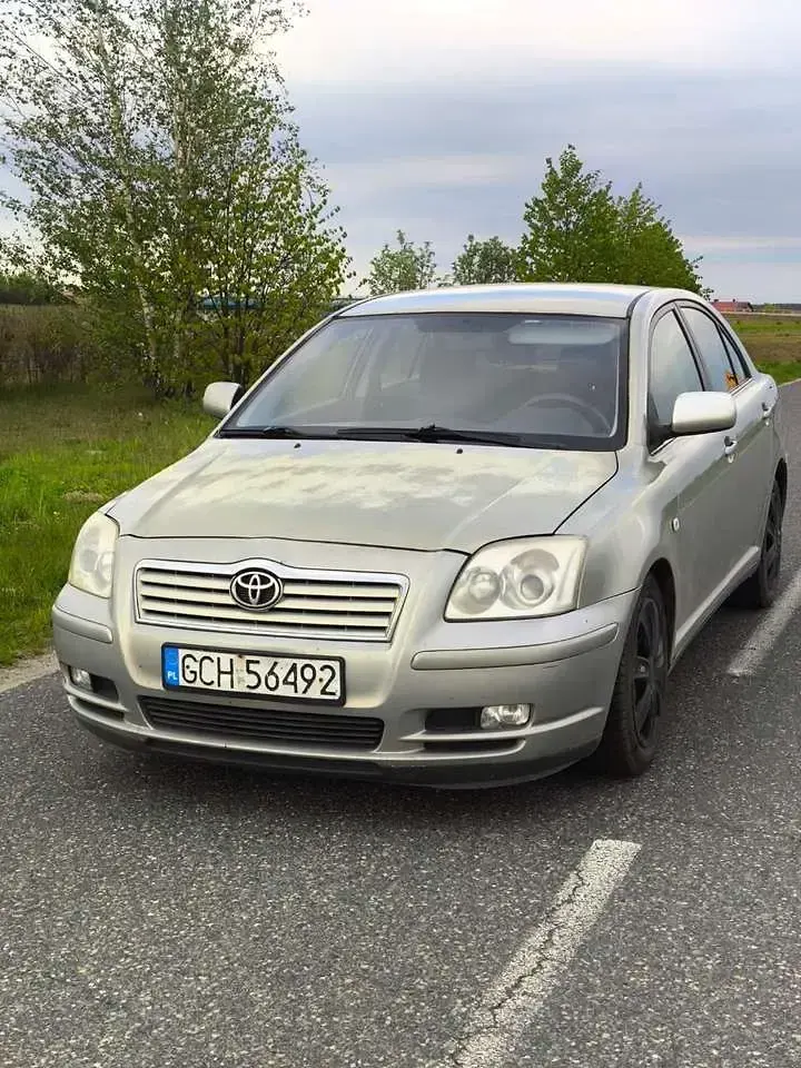 Gebraucht Toyota Avensis 129 PS (94 kW) 2004 Kleinwagen