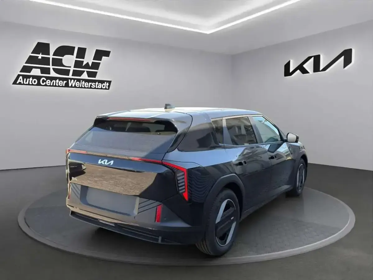 Gebraucht Kia EV4 Earth 150 kW (204 PS) 2025 Zilinaschwarz Limousine
