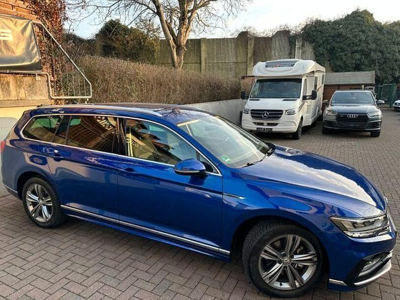 Gebraucht VW Passat R-line 320 PS (235 kW) 2019 Blau Kombi