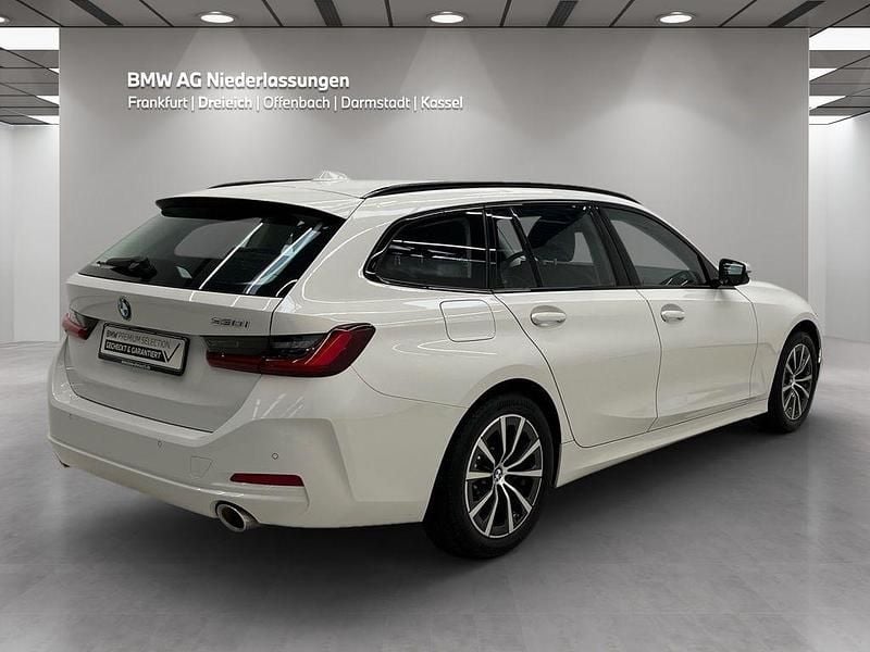 Gebraucht BMW 330 245 PS (180 kW) 2022 Weiß Limousine