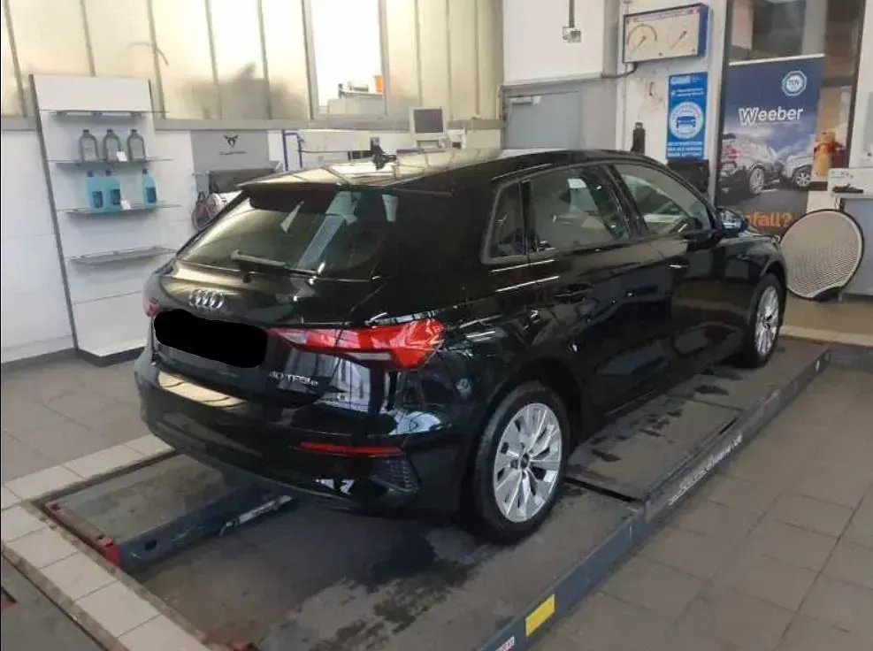 Gebraucht Audi A3 Business 204 PS (150 kW) 2022 Brillantschwarz Limousine