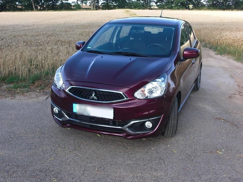 Rot Gebraucht 2019 Mitsubishi Space Star Kleinwagen | 7.100 € - Bild 1/4