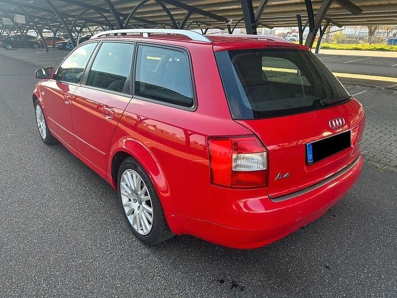 Gebraucht Audi A4 101 PS (74 kW) 2004 Rot Kombi