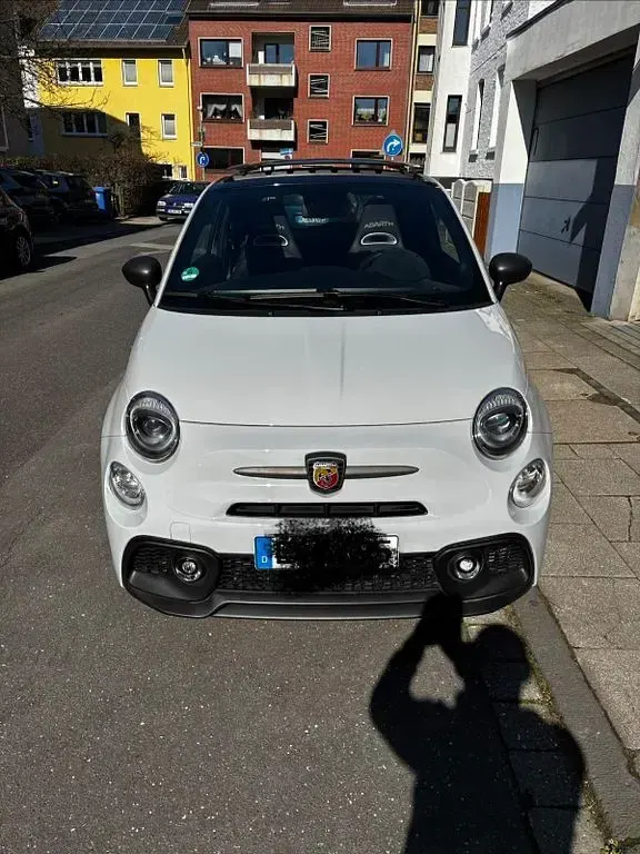 Second-hand Abarth 695 Esseesse 179 CP (131 kW) 2022 Gri Hatchback