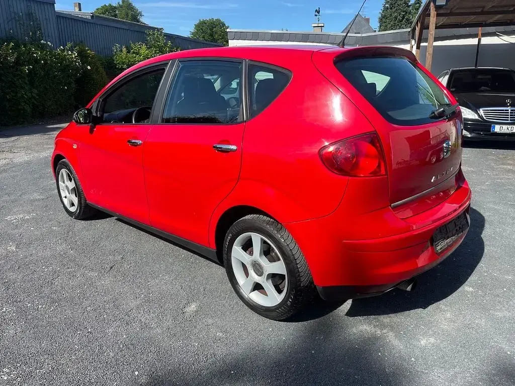 Gebraucht Seat Altea Reference 102 PS (75 kW) 2005 Rot Van / Kleinbus