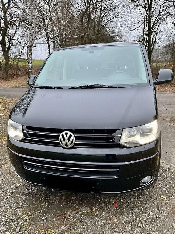 Gebraucht VW Multivan Highline 179 PS (131 kW) 2012 Schwarz Van