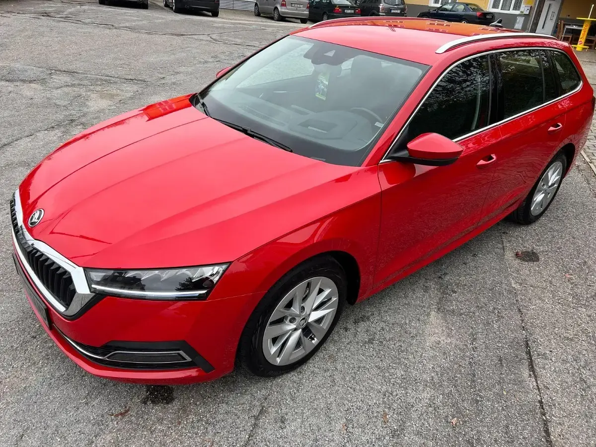 Gebraucht Skoda Octavia 150 PS (110 kW) 2021 Rot Kombi