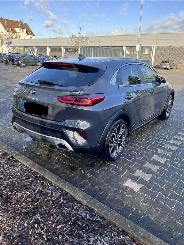 Gebraucht Kia XCeed Spirit 140 PS (102 kW) 2019 Grau SUV