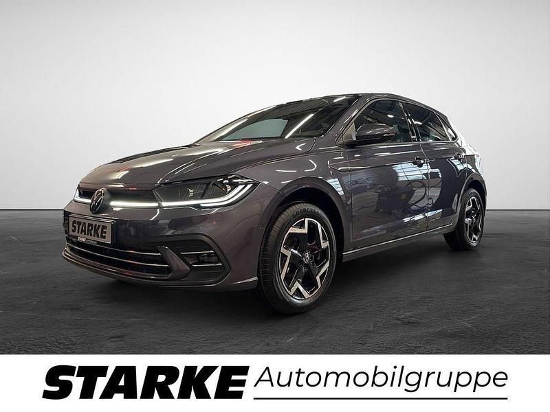 Neu VW Polo Style 95 PS (69 kW) 2025 Grau Limousine