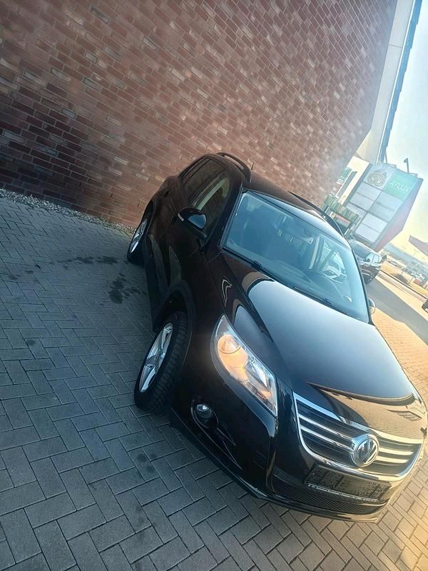 Gebraucht VW Tiguan 150 PS (110 kW) 2011 Schwarz SUV
