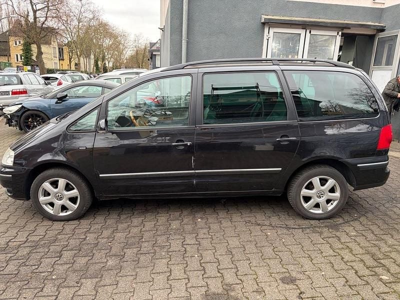 Schwarz Gebraucht 2004 VW Sharan Highline Van / Kleinbus | 1.800 € (Superpreis) - Bild 1/4