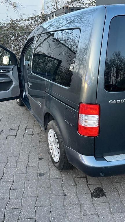 Gebraucht VW Caddy Life 105 PS (77 kW) 2010 Grau Van / Kleinbus