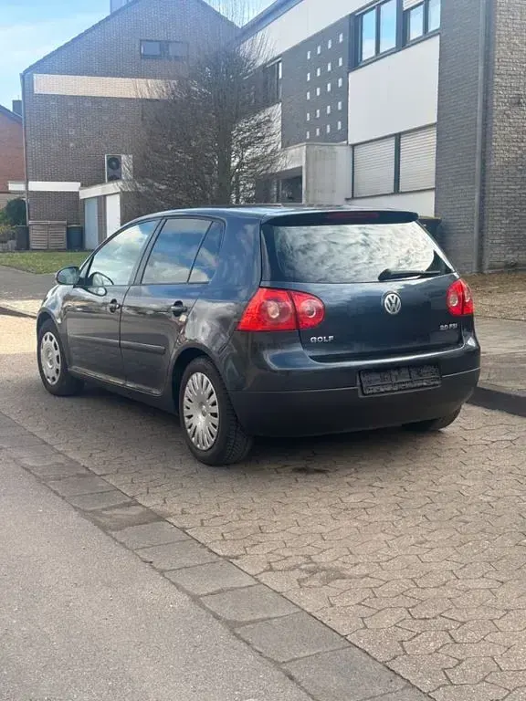 Gebraucht VW Golf IV Sportline 150 PS (110 kW) 2005 Blau Limousine