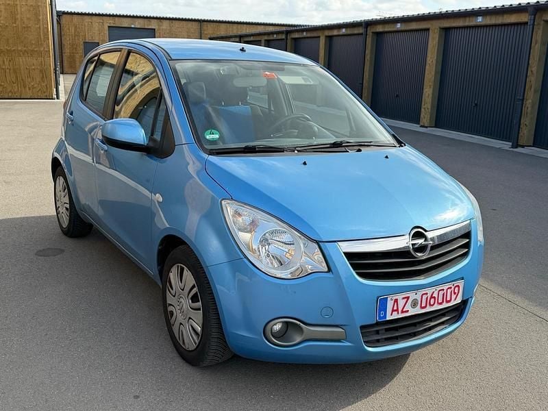 Gebraucht Opel Agila 65 PS (47 kW) 2009 Blau Kleinwagen