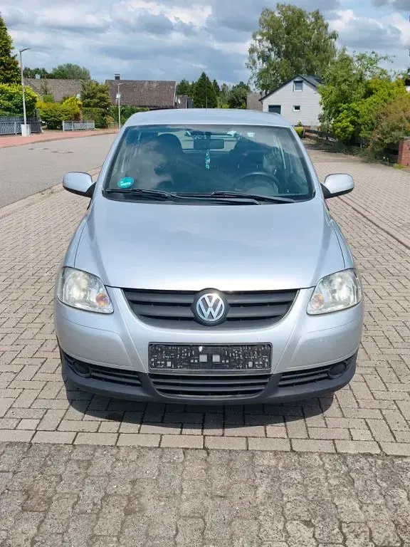 Gebraucht VW Fox Refresh 54 PS (39 kW) 2009 Silber Kleinwagen