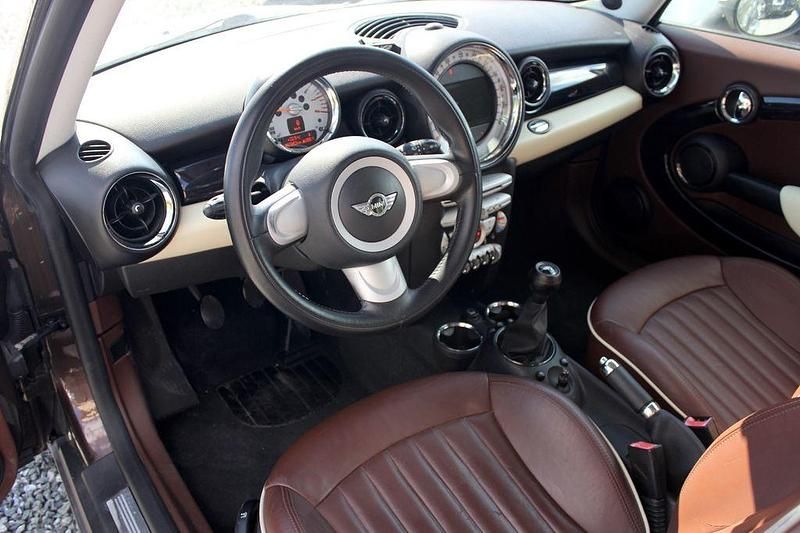 Braun Gebraucht 2007 Mini Cooper Clubman Kombi | 3.900 € (Fairer Preis) - Bild 1/4