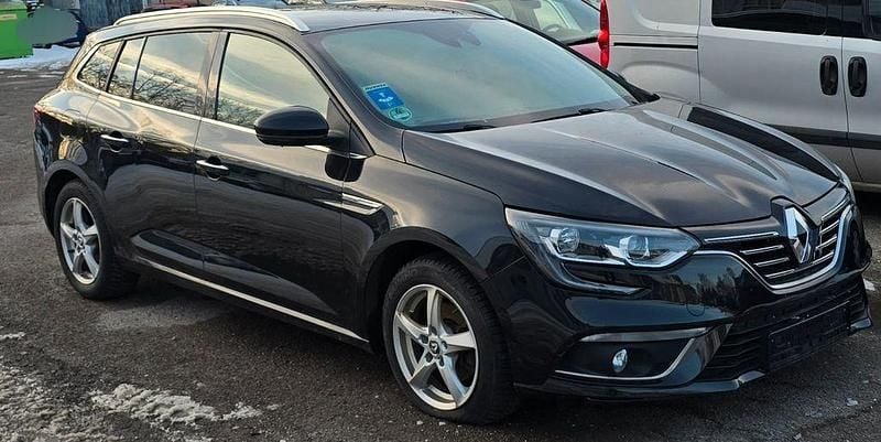 Gebraucht Renault Mégane IV 132 PS (97 kW) 2017 Schwarz Limousine