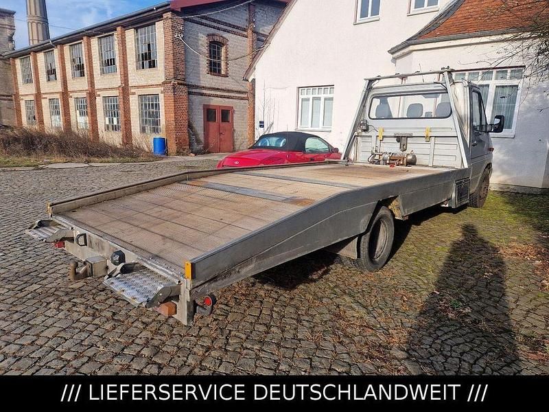 Gebraucht Mercedes Sprinter 156 PS (114 kW) 2005 Silber
