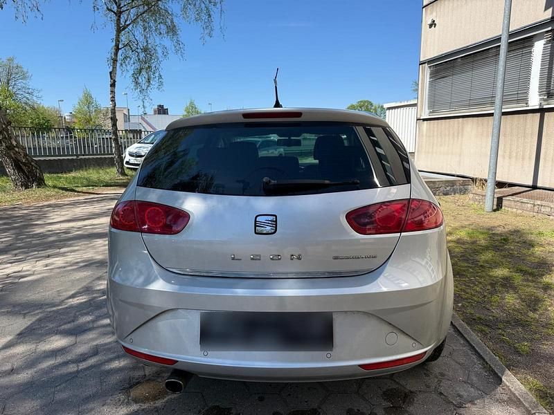Second-hand Seat Leon 105 CP (77 kW) 2011 Gri Hatchback