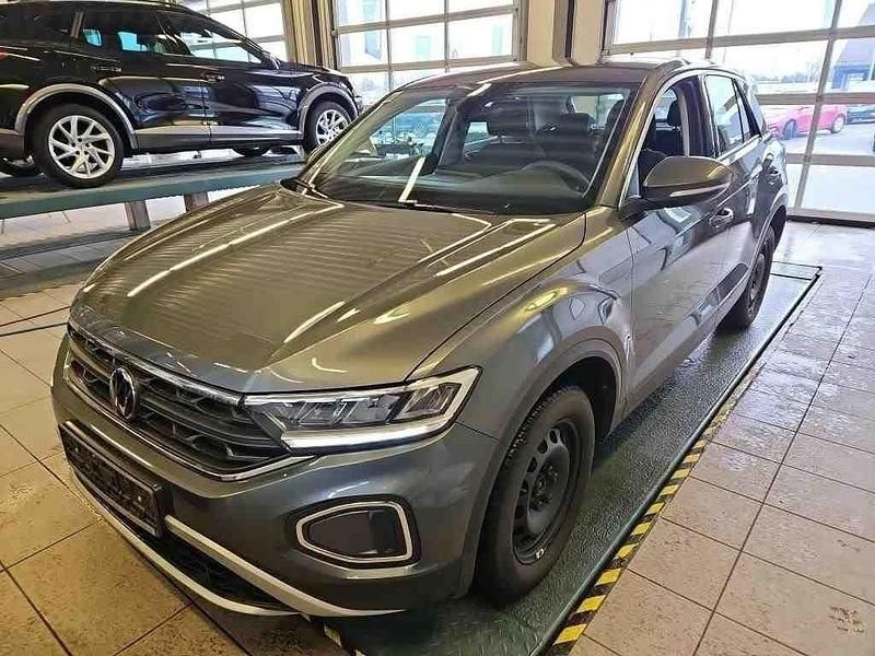 Gebraucht VW T-Roc Basis 110 PS (80 kW) 2022 Grau SUV