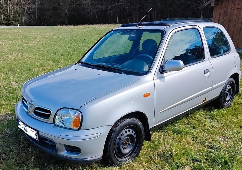 Gebraucht Nissan Micra 60 PS (44 kW) 2002 Silber Kleinwagen