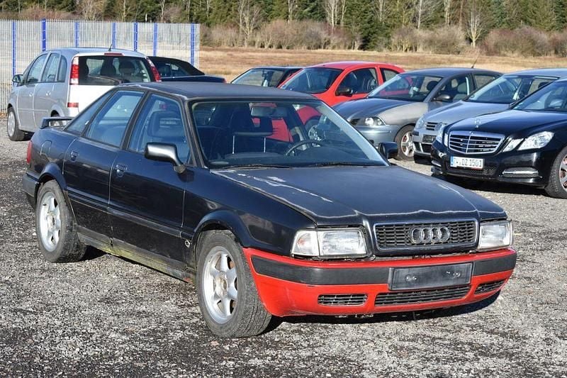 Schwarz Gebraucht 1994 Audi 80 Competition Limousine | 2.490 € - Bild 1/4