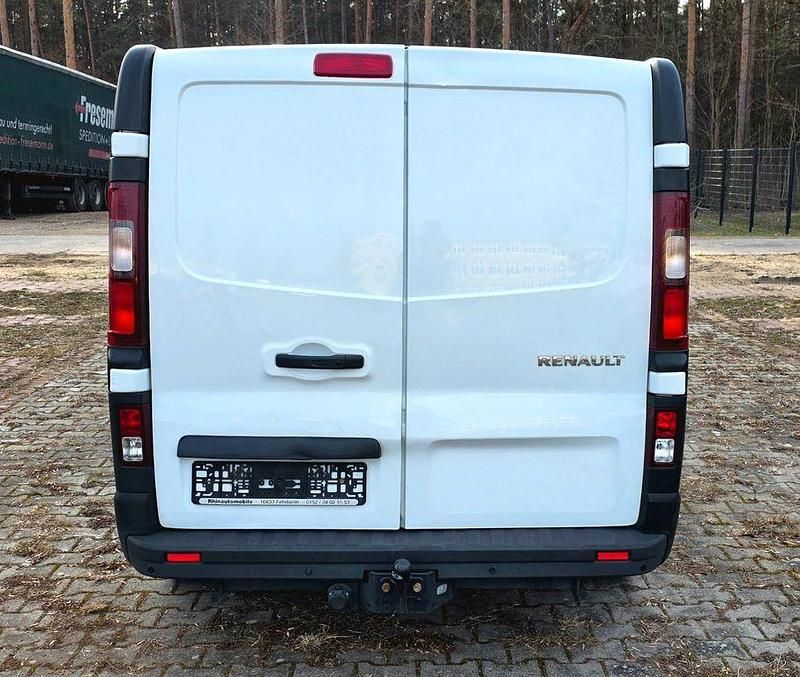 Gebraucht Renault Trafic 120 PS (88 kW) 2019 Weiß Van / Kleinbus