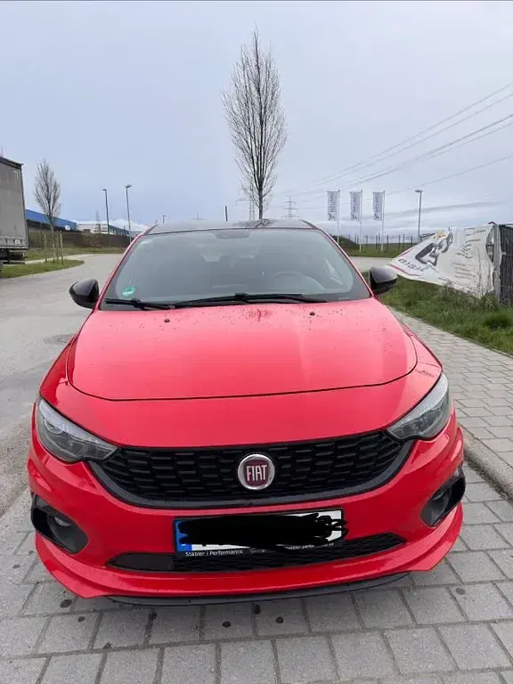 Gebraucht Fiat Tipo S 120 PS (88 kW) 2020 Rot Limousine