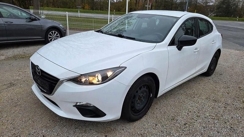 Arctic white Gebraucht 2015 Mazda 3 Prime-Line Limousine | 7.750 € (Guter Preis) - Bild 1/4